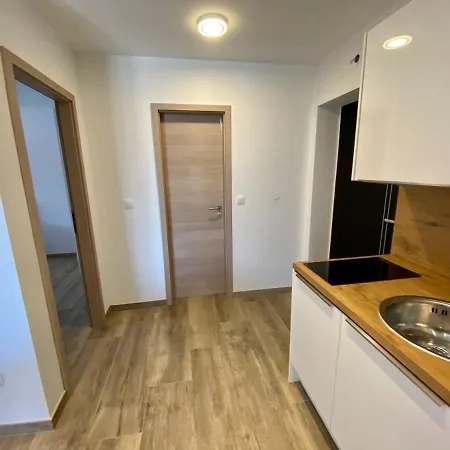 Azuro Apartment *