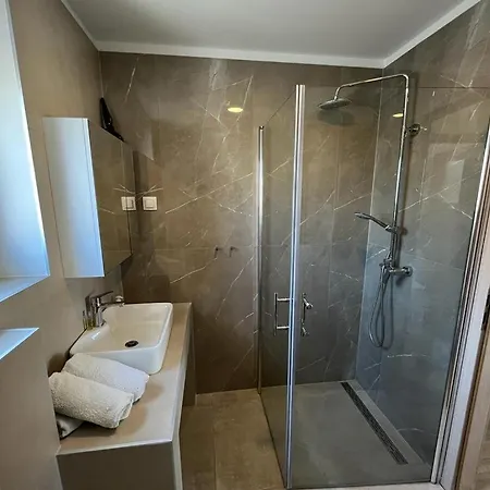 Azuro Apartment *