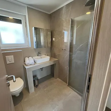 Azuro Apartment