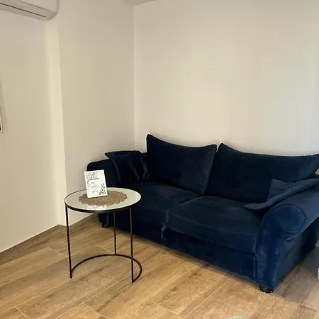 Azuro Apartment *